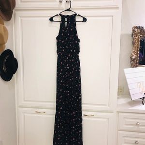 Wide legged jumpsuit